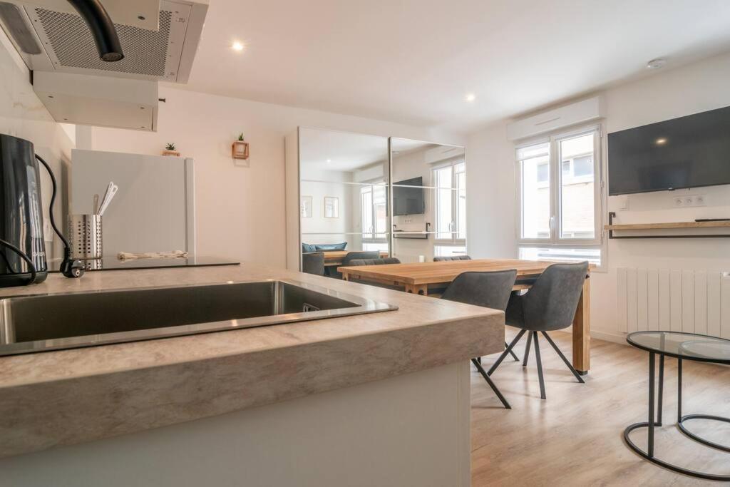 F2 Hypercentre - Proche Gare - Wifi Gratuite Appartement Le Havre Buitenkant foto